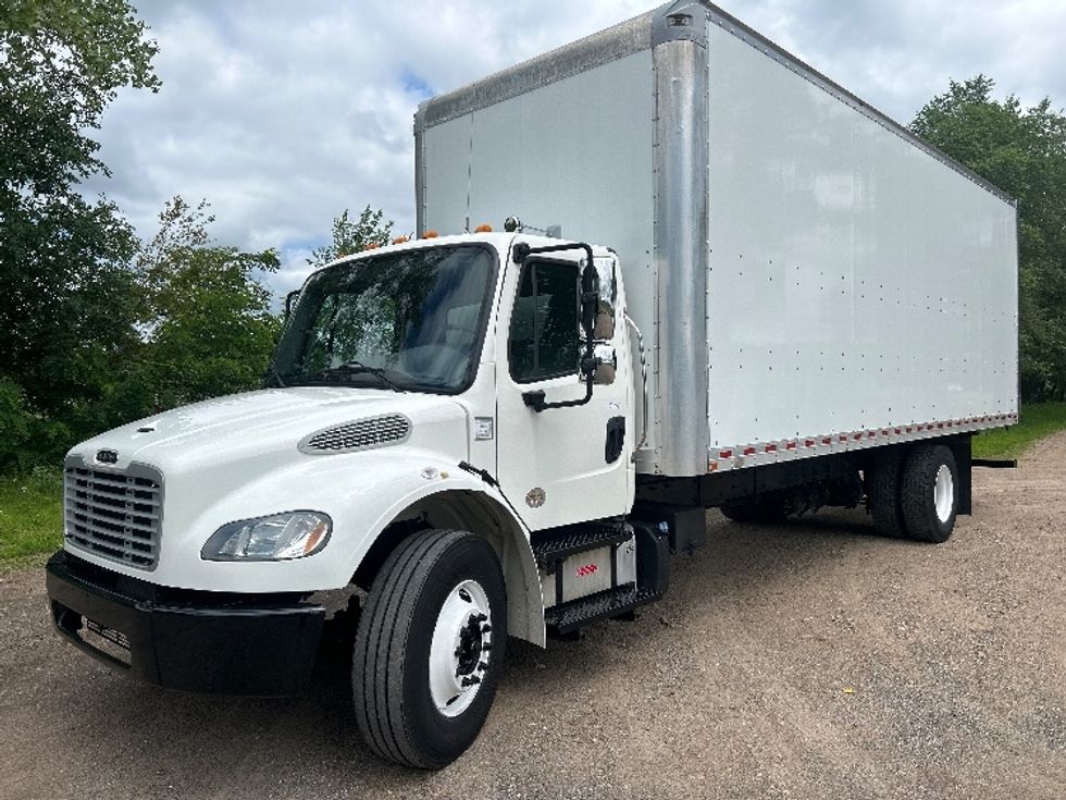 Medium Duty Box Truck-Light and Medium Duty Trucks-Freightliner-2020-M2-Brooklyn Park-MN-40,237\n\t\tmiles-$ 65,250 - Image 3