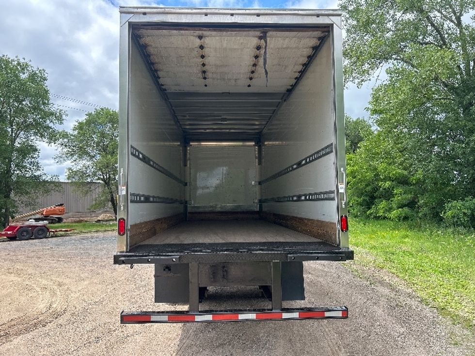 Medium Duty Box Truck-Light and Medium Duty Trucks-Freightliner-2020-M2-Brooklyn Park-MN-40,237\n\t\tmiles-$ 65,250 - Image 8