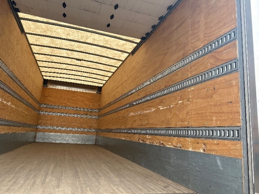 Medium Duty Box Truck-Light and Medium Duty Trucks-Freightliner-2020-M2-Brooklyn Park-MN-49,243\n\t\tmiles-$ 73,000 - Image 12