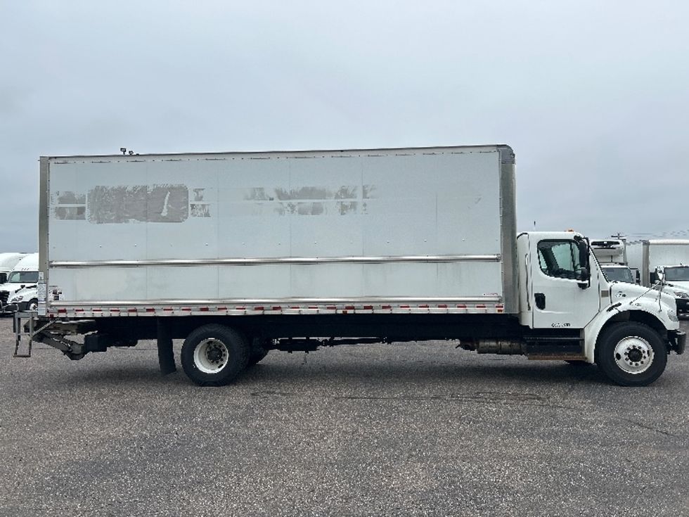 Medium Duty Box Truck-Light and Medium Duty Trucks-Freightliner-2020-M2-Brooklyn Park-MN-98,753\n\t\tmiles-$ 66,250 - Image 15