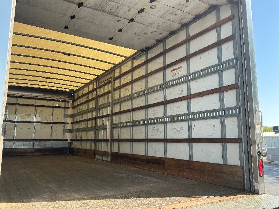Medium Duty Box Truck-Light and Medium Duty Trucks-Freightliner-2020-M2-Burlington-NJ-162,847\n\t\tmiles-$ 14,000 - Image 12