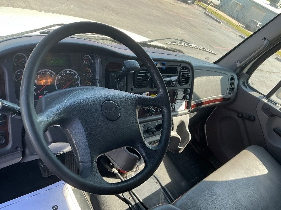 Medium Duty Box Truck-Light and Medium Duty Trucks-Freightliner-2020-M2-Burlington-NJ-162,847\n\t\tmiles-$ 14,000 - Image 17