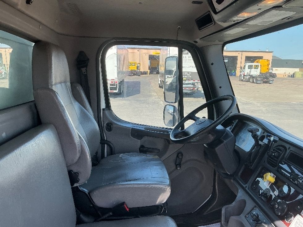 Medium Duty Box Truck-Light and Medium Duty Trucks-Freightliner-2020-M2-Burlington-NJ-162,847\n\t\tmiles-$ 14,000 - Image 22