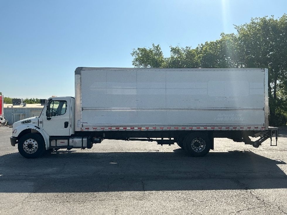 Medium Duty Box Truck-Light and Medium Duty Trucks-Freightliner-2020-M2-Burlington-NJ-162,847\n\t\tmiles-$ 14,000 - Image 4