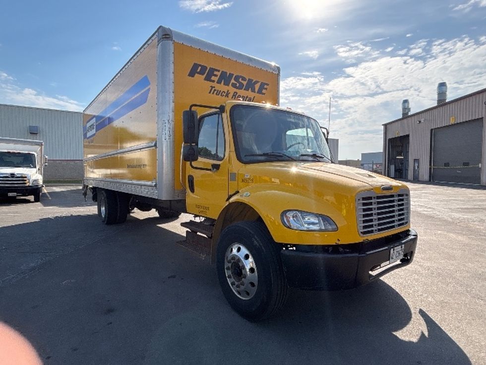 Medium Duty Box Truck-Light and Medium Duty Trucks-Freightliner-2020-M2-Burlington-ON-292,466\n\t\tkm-$ 61,750 - Image 1