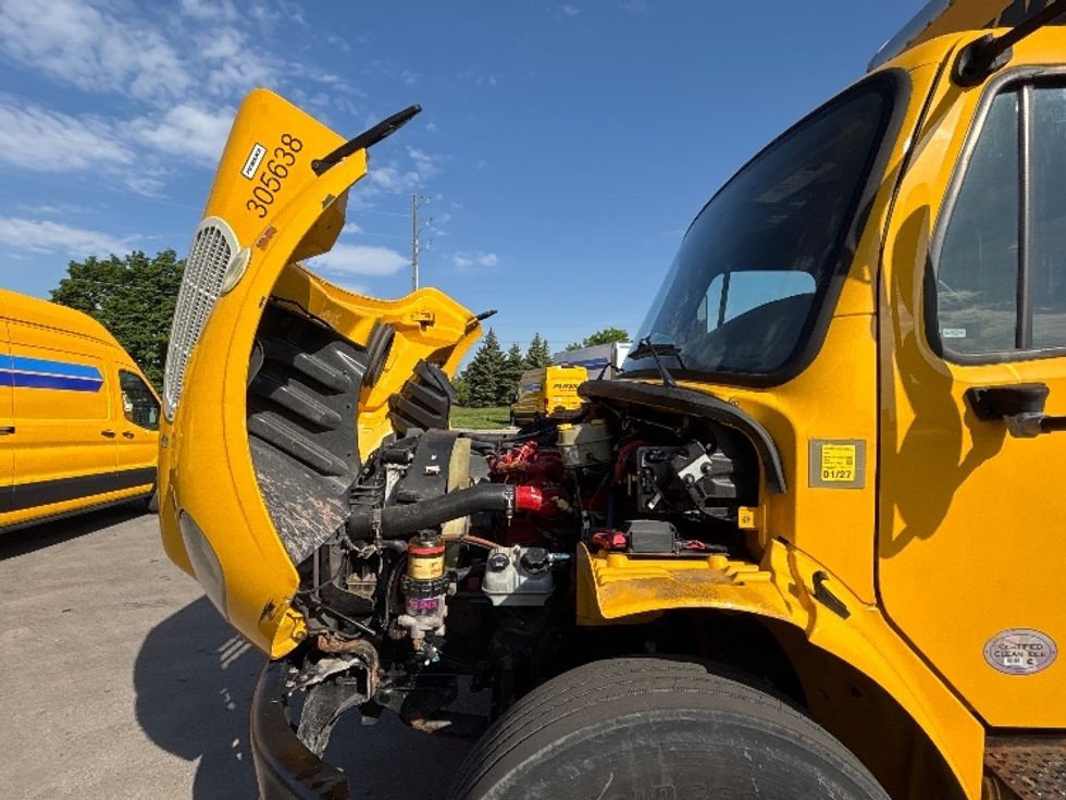 Medium Duty Box Truck-Light and Medium Duty Trucks-Freightliner-2020-M2-Burlington-ON-292,466\n\t\tkm-$ 61,750 - Image 20
