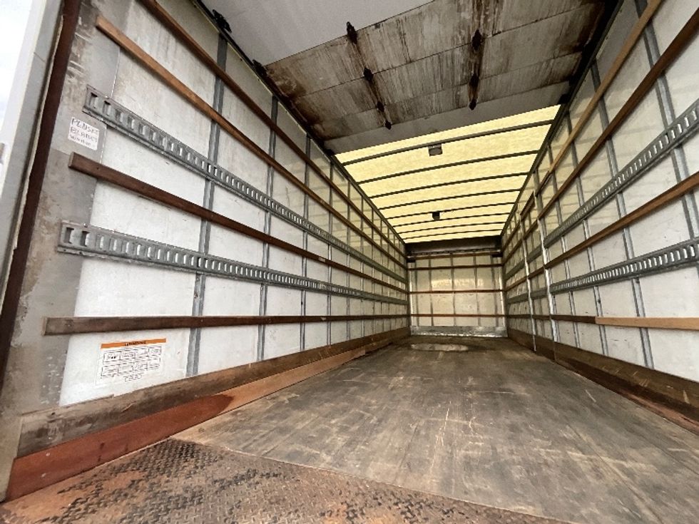 Medium Duty Box Truck-Light and Medium Duty Trucks-Freightliner-2020-M2-Burlington-ON-371,566\n\t\tkm-$ 68,000 - Image 11