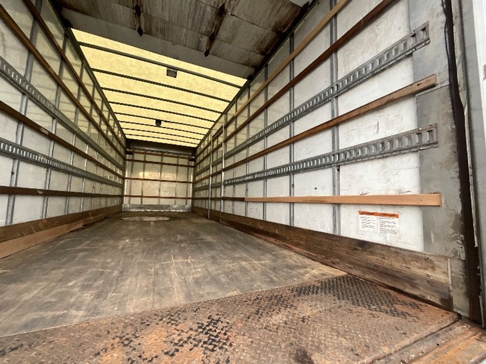 Medium Duty Box Truck-Light and Medium Duty Trucks-Freightliner-2020-M2-Burlington-ON-371,566\n\t\tkm-$ 68,000 - Image 12