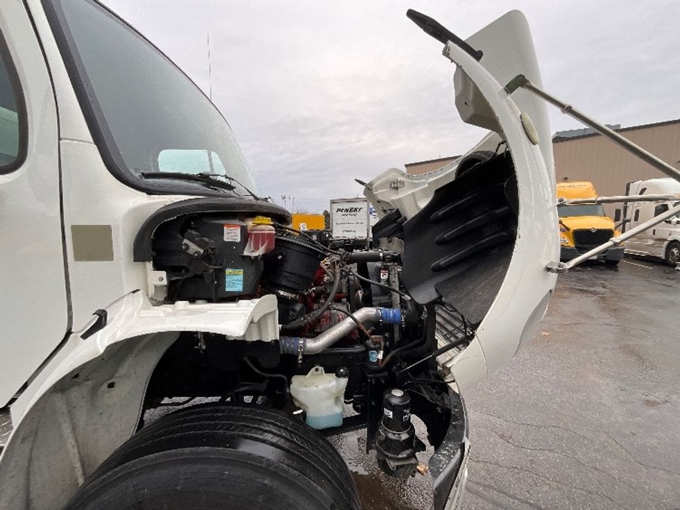 Medium Duty Box Truck-Light and Medium Duty Trucks-Freightliner-2020-M2-Burlington-ON-371,566\n\t\tkm-$ 68,000 - Image 23