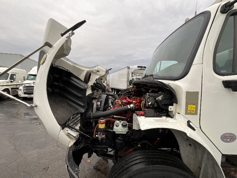 Medium Duty Box Truck-Light and Medium Duty Trucks-Freightliner-2020-M2-Burlington-ON-371,566\n\t\tkm-$ 68,000 - Image 24
