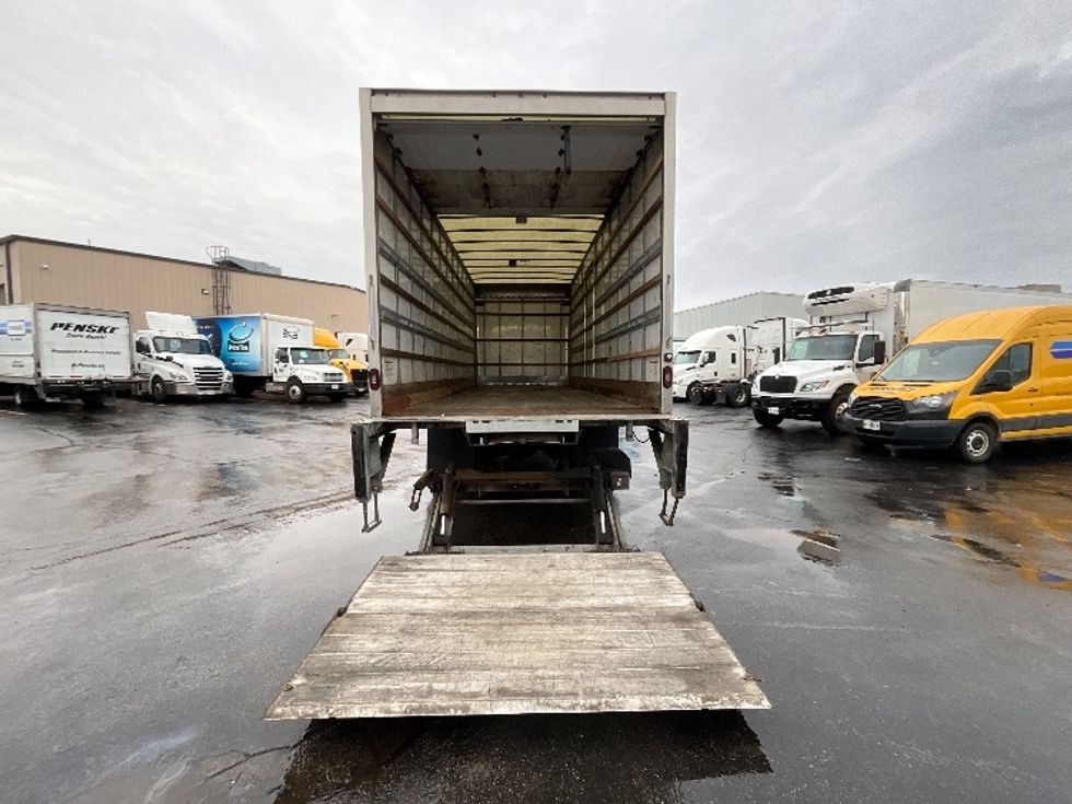 Medium Duty Box Truck-Light and Medium Duty Trucks-Freightliner-2020-M2-Burlington-ON-371,566\n\t\tkm-$ 68,000 - Image 9