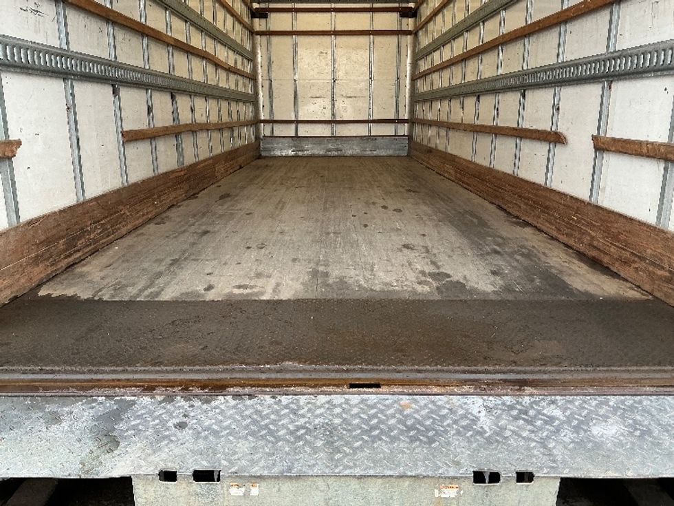 Medium Duty Box Truck-Light and Medium Duty Trucks-Freightliner-2020-M2-Burlington-ON-372,277\n\t\tkm-$ 54,500 - Image 10