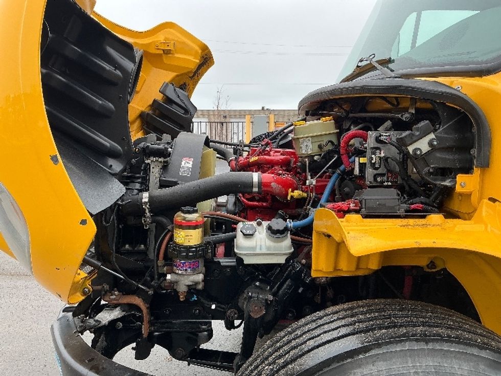Medium Duty Box Truck-Light and Medium Duty Trucks-Freightliner-2020-M2-Burlington-ON-372,277\n\t\tkm-$ 54,500 - Image 24