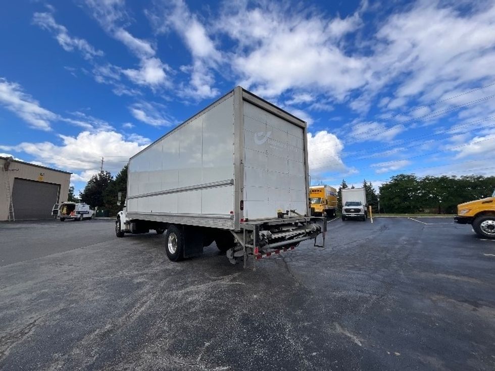 Medium Duty Box Truck-Light and Medium Duty Trucks-Freightliner-2020-M2-Burlington-ON-486,795\n\t\tkm-$ 42,250 - Image 6