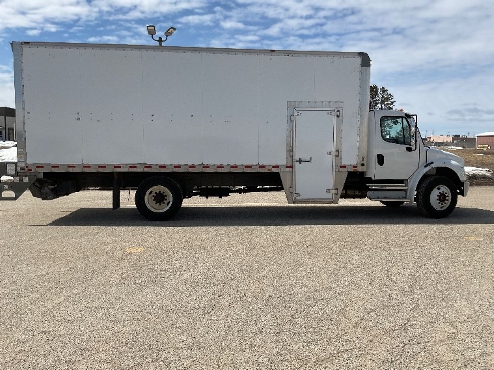 Medium Duty Box Truck-Light and Medium Duty Trucks-Freightliner-2020-M2-Cadillac-MI-234,297\n\t\tmiles-$ 45,250 - Image 15