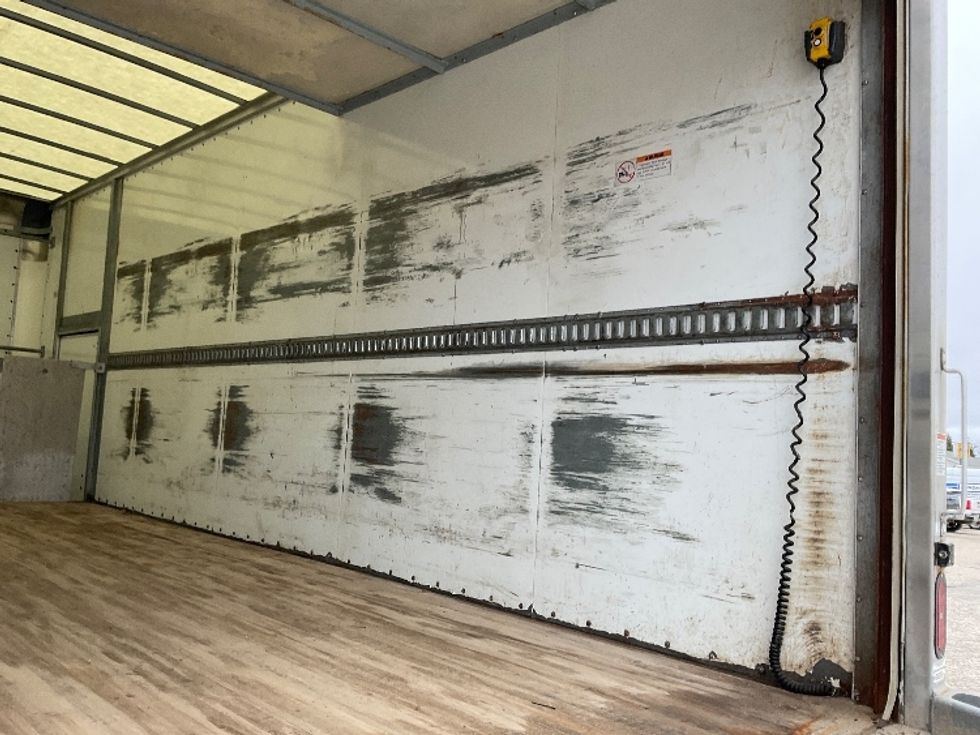 Medium Duty Box Truck-Light and Medium Duty Trucks-Freightliner-2020-M2-Cadillac-MI-244,713\n\t\tmiles-$ 43,750 - Image 12