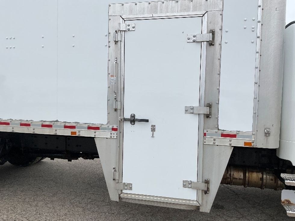 Medium Duty Box Truck-Light and Medium Duty Trucks-Freightliner-2020-M2-Cadillac-MI-244,713\n\t\tmiles-$ 43,750 - Image 25