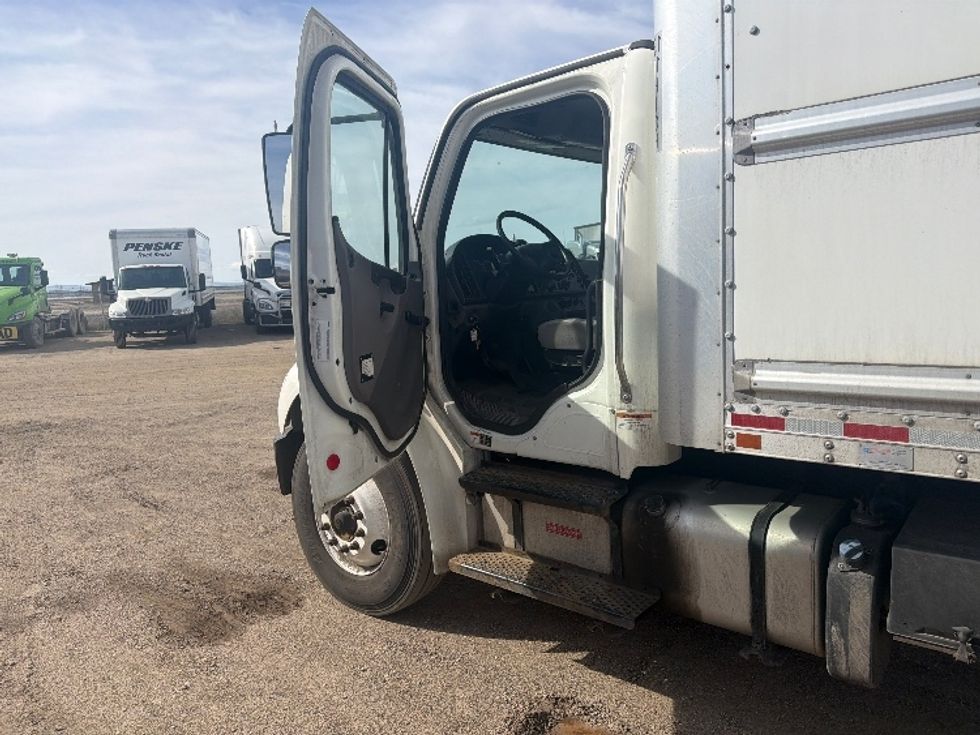 Medium Duty Box Truck-Light and Medium Duty Trucks-Freightliner-2020-M2-Caldwell-ID-243,052\n\t\tmiles-$ 38,500 - Image 15