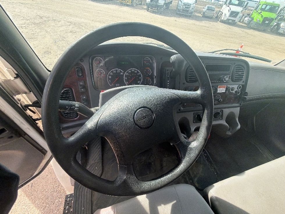 Medium Duty Box Truck-Light and Medium Duty Trucks-Freightliner-2020-M2-Caldwell-ID-243,052\n\t\tmiles-$ 38,500 - Image 16