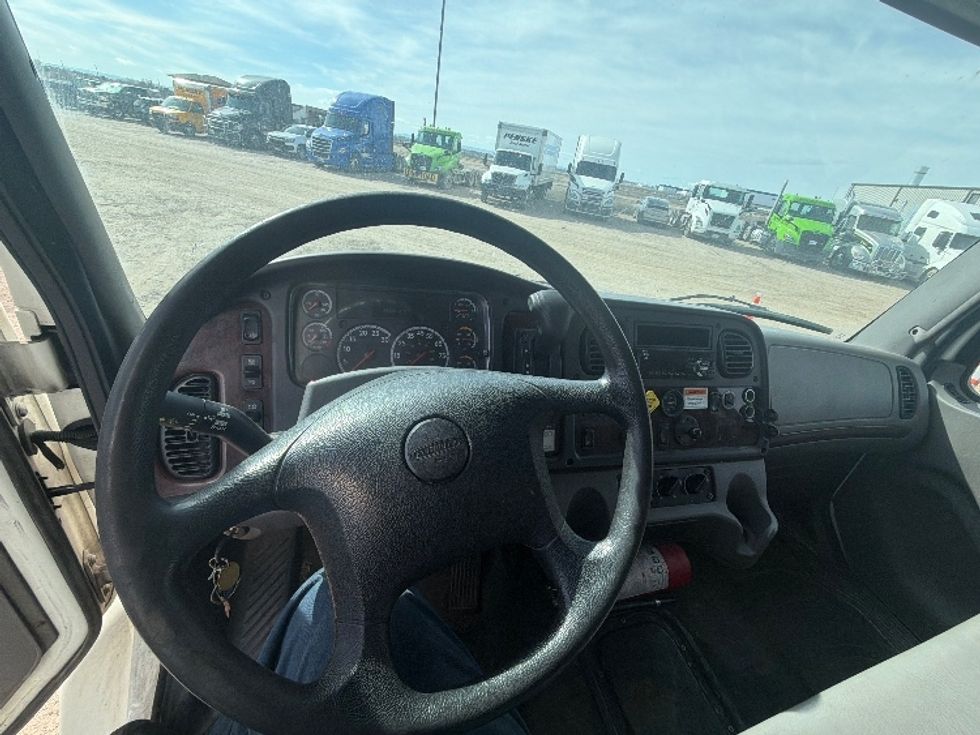 Medium Duty Box Truck-Light and Medium Duty Trucks-Freightliner-2020-M2-Caldwell-ID-243,052\n\t\tmiles-$ 38,500 - Image 17