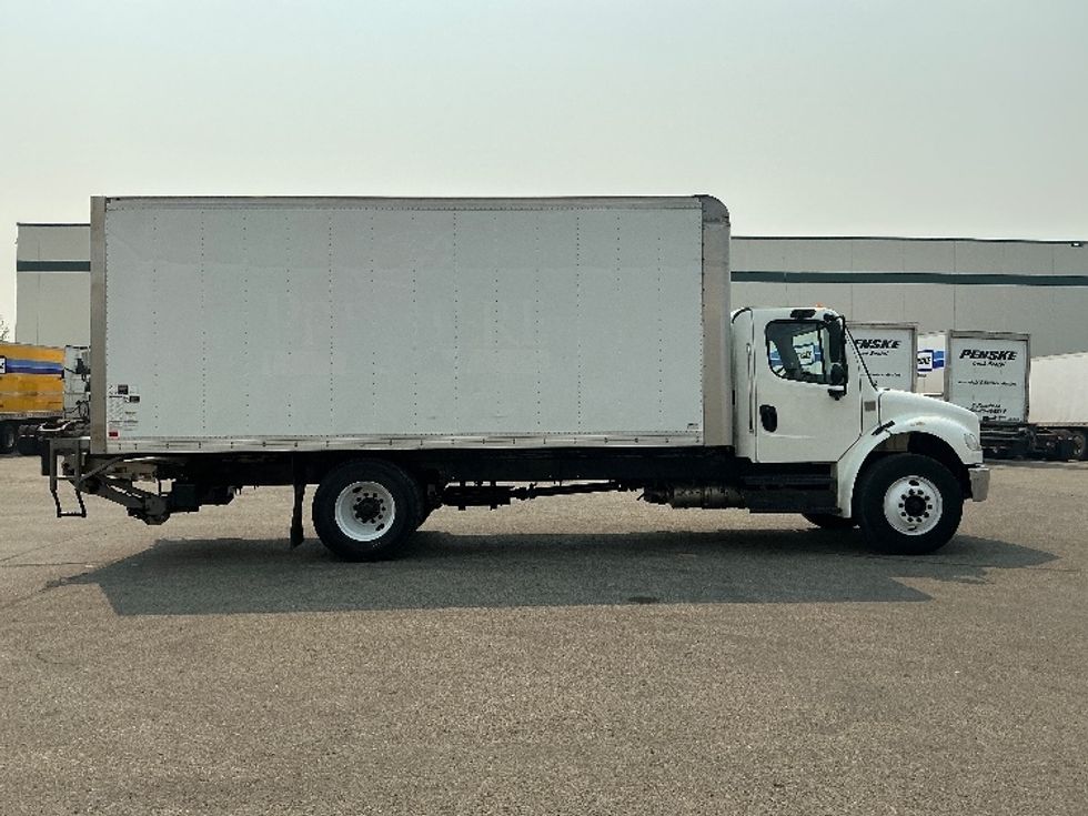 Medium Duty Box Truck-Light and Medium Duty Trucks-Freightliner-2020-M2-Calgary-AB-141,913\n\t\tkm-$ 70,500 - Image 15