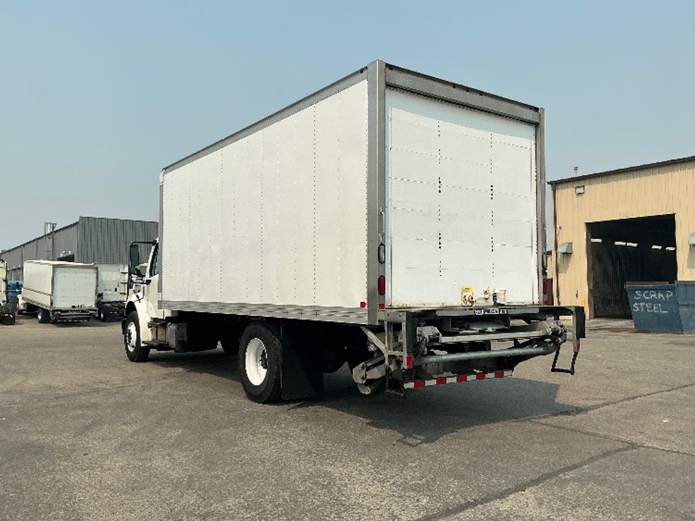 Medium Duty Box Truck-Light and Medium Duty Trucks-Freightliner-2020-M2-Calgary-AB-141,913\n\t\tkm-$ 70,500 - Image 6
