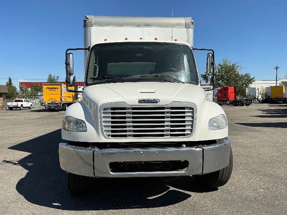Medium Duty Box Truck-Light and Medium Duty Trucks-Freightliner-2020-M2-Calgary-AB-149,304\n\t\tkm-$ 77,500 - Image 2