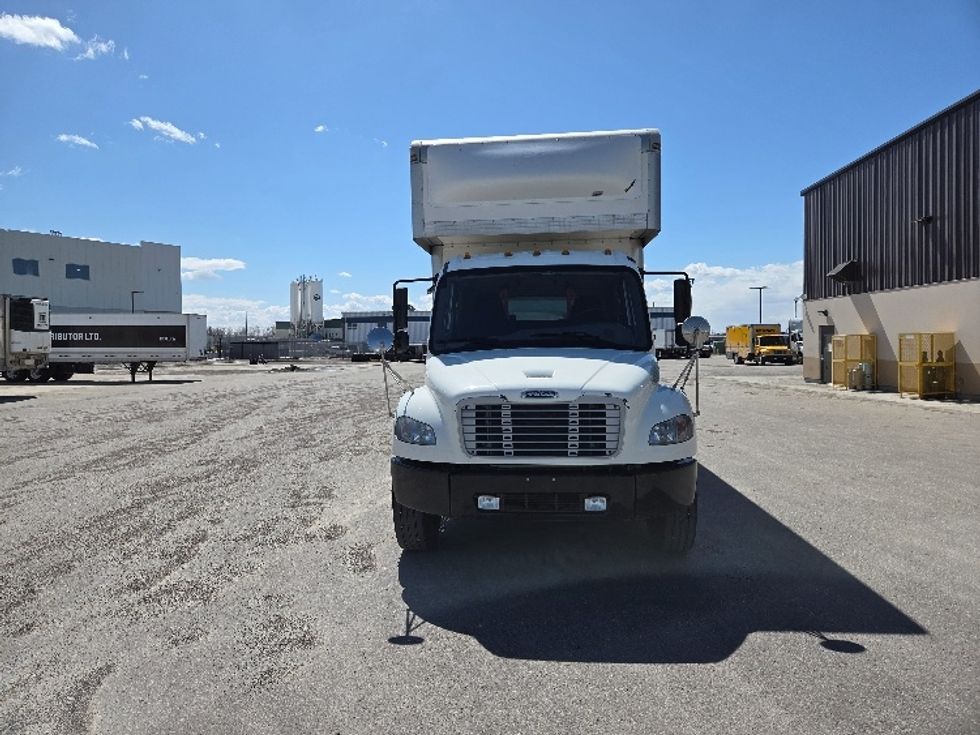 Medium Duty Box Truck-Light and Medium Duty Trucks-Freightliner-2020-M2-Calgary-AB-158,359\n\t\tkm-$ 101,500 - Image 2