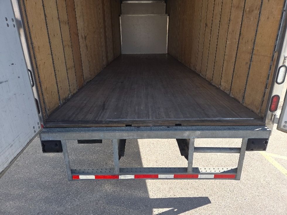 Medium Duty Box Truck-Light and Medium Duty Trucks-Freightliner-2020-M2-Calgary-AB-159,833\n\t\tkm-$ 101,500 - Image 10