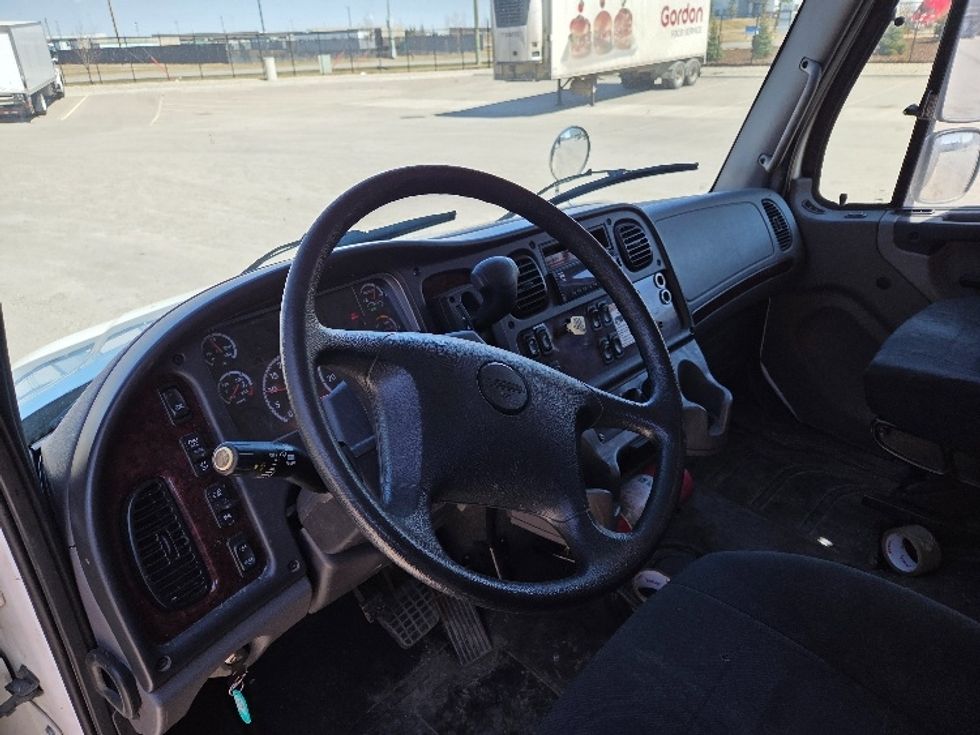 Medium Duty Box Truck-Light and Medium Duty Trucks-Freightliner-2020-M2-Calgary-AB-159,833\n\t\tkm-$ 101,500 - Image 17