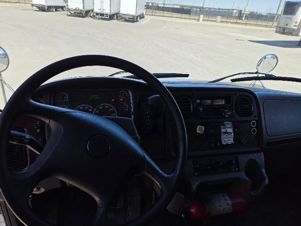 Medium Duty Box Truck-Light and Medium Duty Trucks-Freightliner-2020-M2-Calgary-AB-159,833\n\t\tkm-$ 101,500 - Image 18