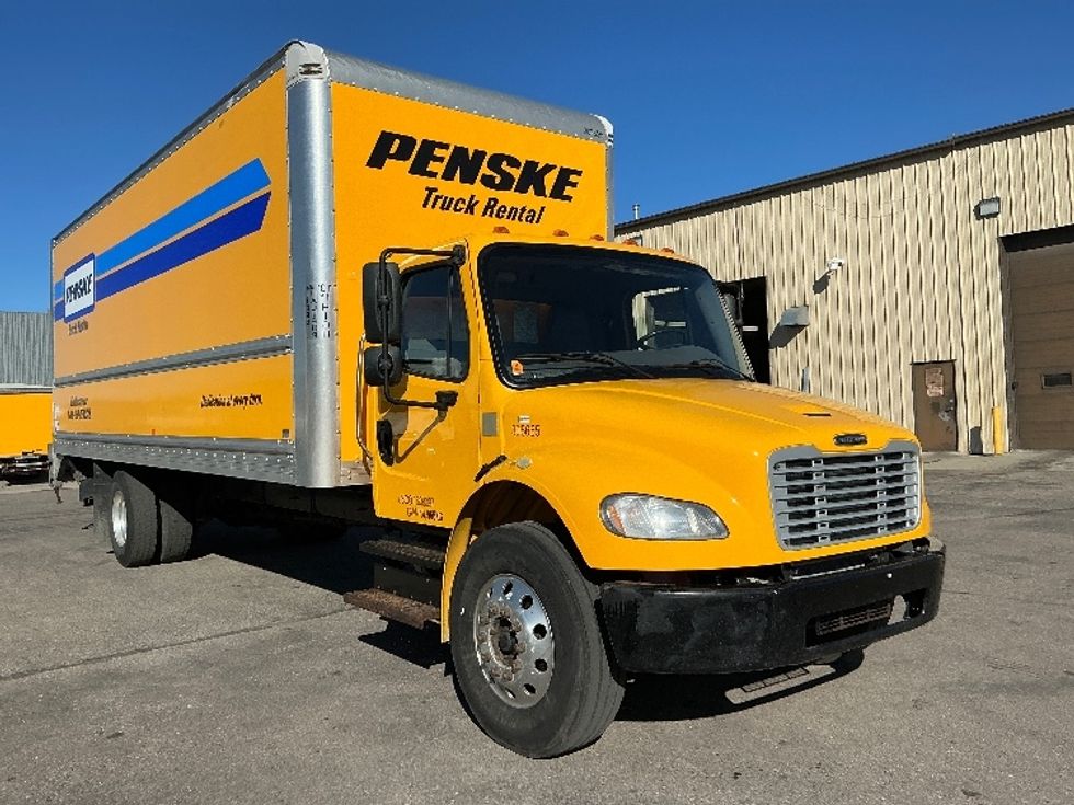 Medium Duty Box Truck-Light and Medium Duty Trucks-Freightliner-2020-M2-Calgary-AB-191,220\n\t\tkm-$ 74,500 - Image 1