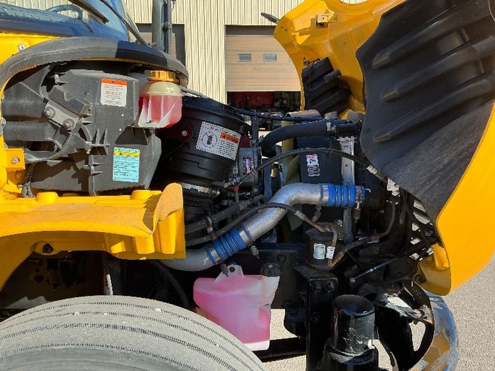 Medium Duty Box Truck-Light and Medium Duty Trucks-Freightliner-2020-M2-Calgary-AB-191,220\n\t\tkm-$ 74,500 - Image 23