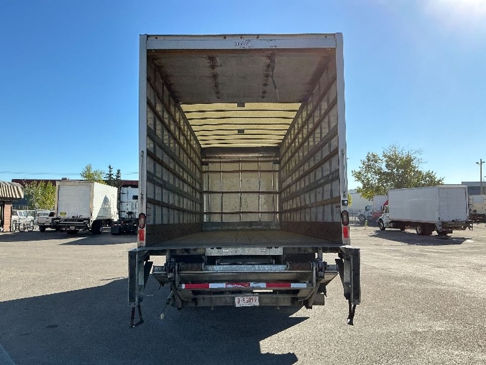 Medium Duty Box Truck-Light and Medium Duty Trucks-Freightliner-2020-M2-Calgary-AB-191,220\n\t\tkm-$ 74,500 - Image 8