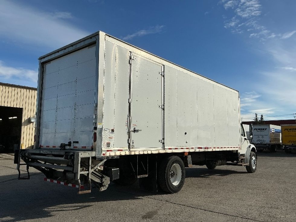 Medium Duty Box Truck-Light and Medium Duty Trucks-Freightliner-2020-M2-Calgary-AB-202,726\n\t\tkm-$ 77,500 - Image 13