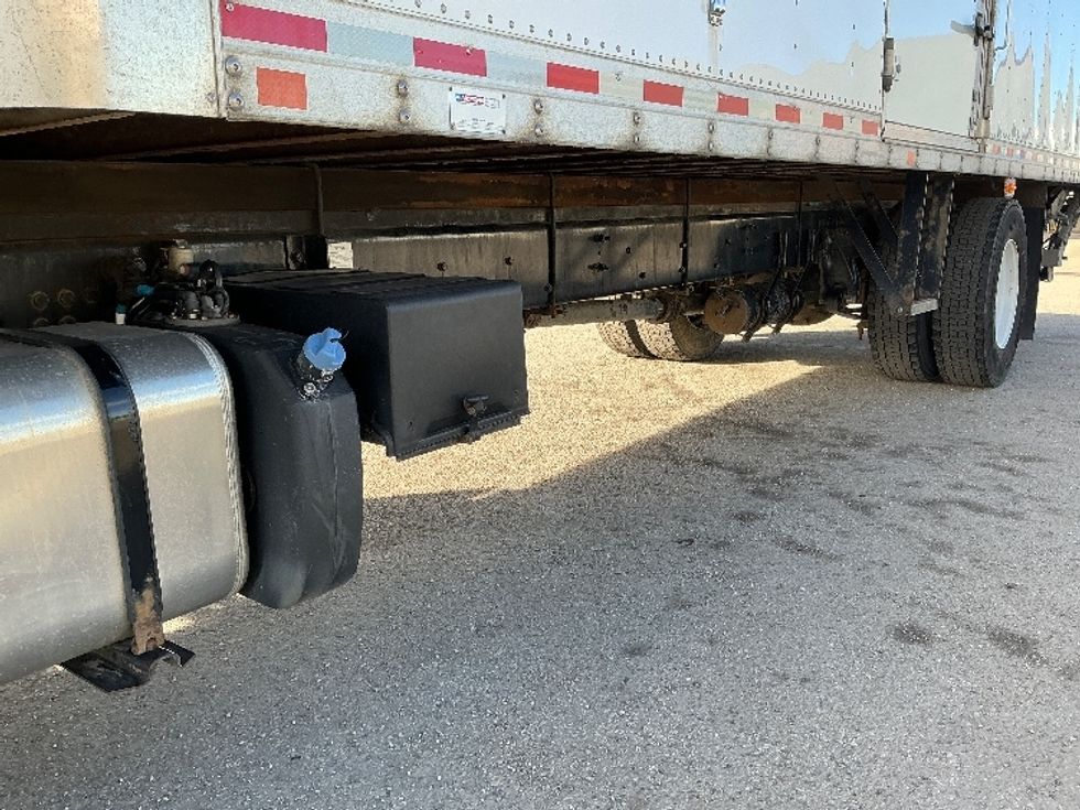 Medium Duty Box Truck-Light and Medium Duty Trucks-Freightliner-2020-M2-Calgary-AB-202,726\n\t\tkm-$ 77,500 - Image 5