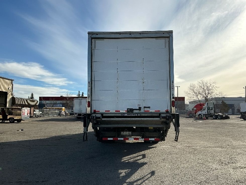 Medium Duty Box Truck-Light and Medium Duty Trucks-Freightliner-2020-M2-Calgary-AB-202,726\n\t\tkm-$ 77,500 - Image 7