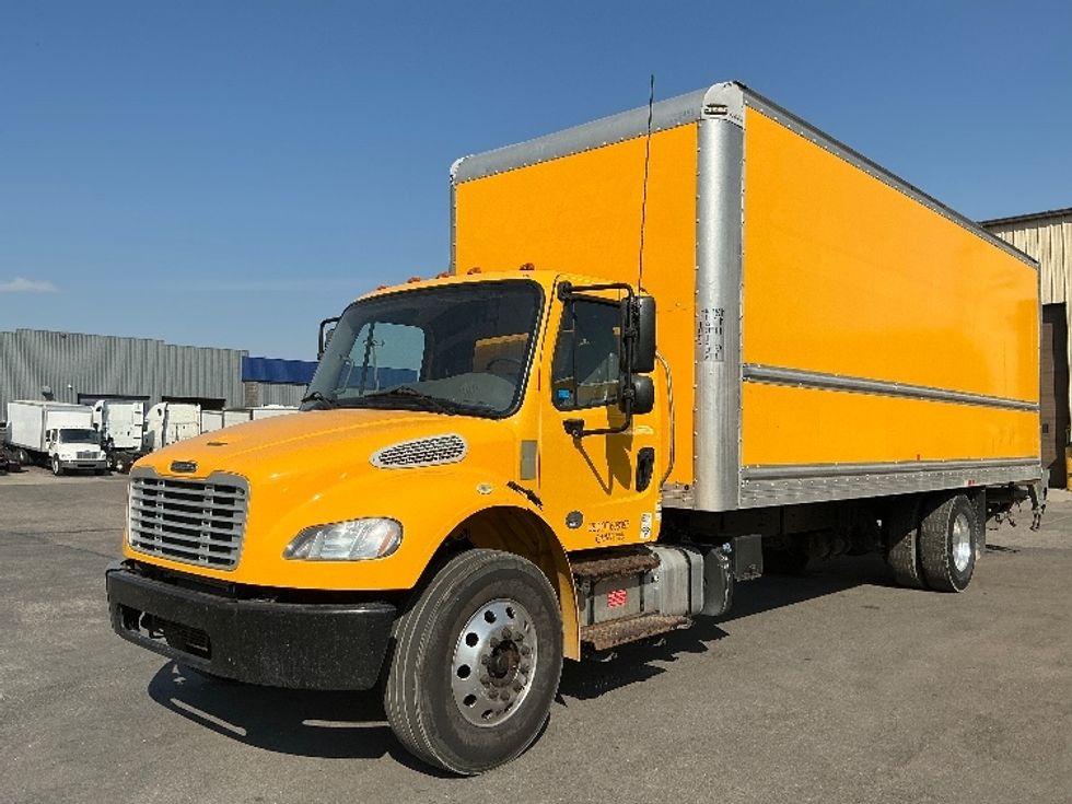Medium Duty Box Truck-Light and Medium Duty Trucks-Freightliner-2020-M2-Calgary-AB-251,840\n\t\tkm-$ 68,750 - Image 3