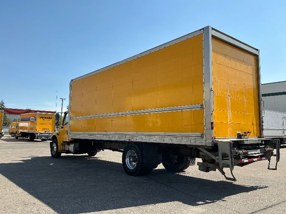 Medium Duty Box Truck-Light and Medium Duty Trucks-Freightliner-2020-M2-Calgary-AB-251,840\n\t\tkm-$ 68,750 - Image 6
