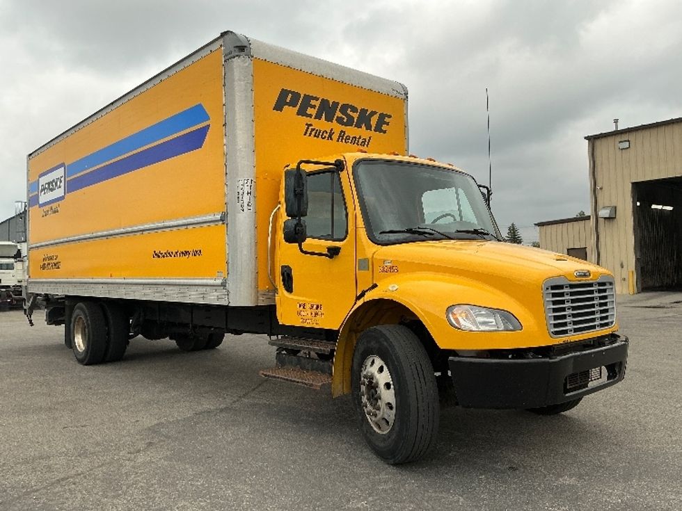 Medium Duty Box Truck-Light and Medium Duty Trucks-Freightliner-2020-M2-Calgary-AB-261,043\n\t\tkm-$ 66,500 - Image 1