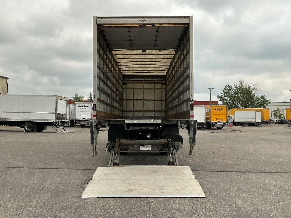 Medium Duty Box Truck-Light and Medium Duty Trucks-Freightliner-2020-M2-Calgary-AB-261,043\n\t\tkm-$ 66,500 - Image 9