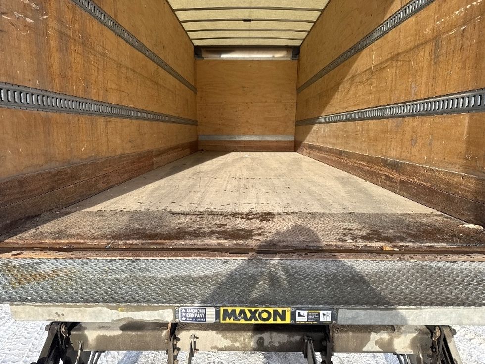 Medium Duty Box Truck-Light and Medium Duty Trucks-Freightliner-2020-M2-Calgary-AB-287,593\n\t\tkm-$ 70,000 - Image 10