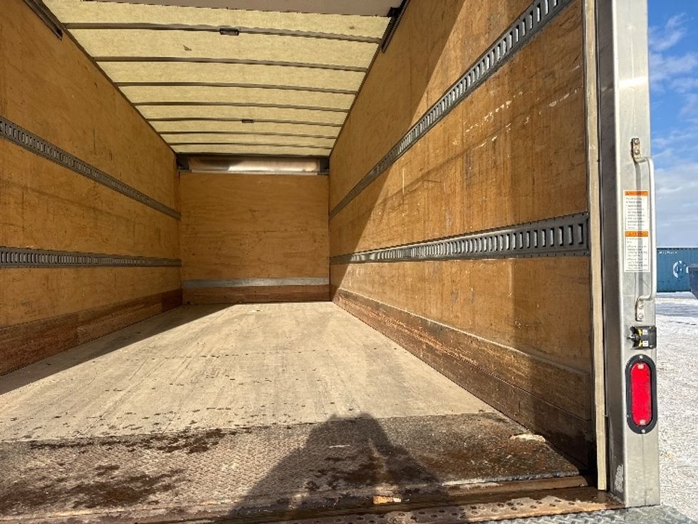 Medium Duty Box Truck-Light and Medium Duty Trucks-Freightliner-2020-M2-Calgary-AB-287,593\n\t\tkm-$ 70,000 - Image 12