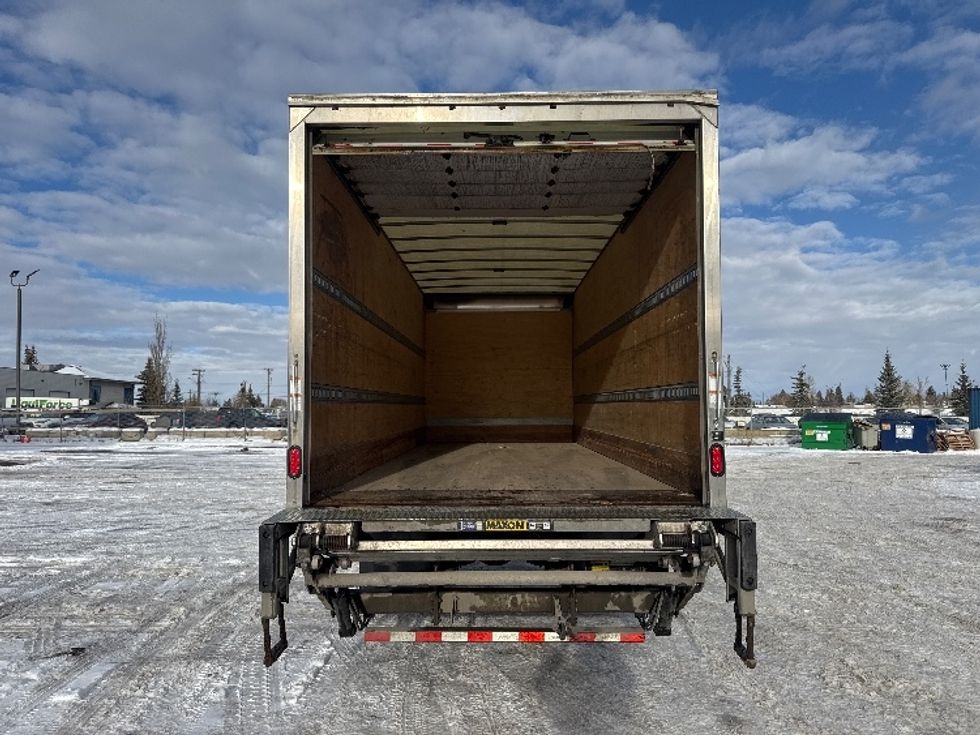 Medium Duty Box Truck-Light and Medium Duty Trucks-Freightliner-2020-M2-Calgary-AB-287,593\n\t\tkm-$ 70,000 - Image 8