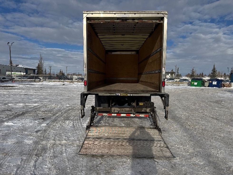 Medium Duty Box Truck-Light and Medium Duty Trucks-Freightliner-2020-M2-Calgary-AB-287,593\n\t\tkm-$ 70,000 - Image 9