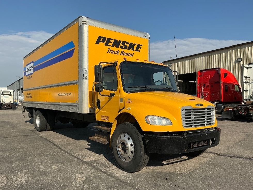 Medium Duty Box Truck-Light and Medium Duty Trucks-Freightliner-2020-M2-Calgary-AB-292,292\n\t\tkm-$ 64,250 - Image 1