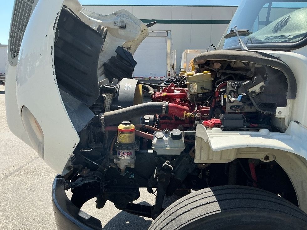 Medium Duty Box Truck-Light and Medium Duty Trucks-Freightliner-2020-M2-Calgary-AB-328,314\n\t\tkm-$ 60,000 - Image 24