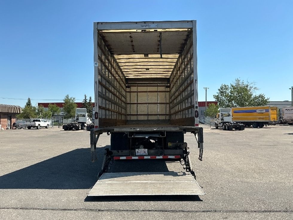 Medium Duty Box Truck-Light and Medium Duty Trucks-Freightliner-2020-M2-Calgary-AB-328,314\n\t\tkm-$ 60,000 - Image 9
