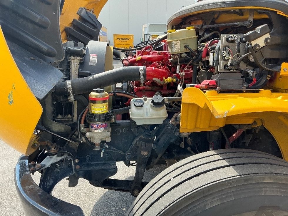 Medium Duty Box Truck-Light and Medium Duty Trucks-Freightliner-2020-M2-Calgary-AB-348,000\n\t\tkm-$ 58,250 - Image 24