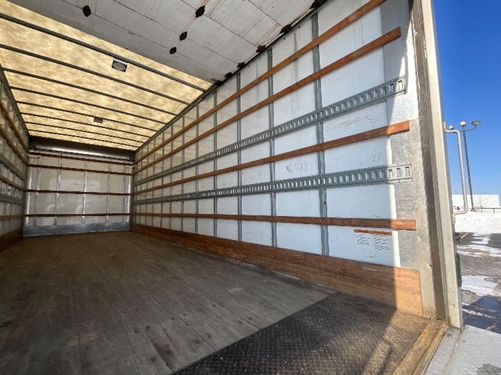Medium Duty Box Truck-Light and Medium Duty Trucks-Freightliner-2020-M2-Cambridge-ON-182,282\n\t\tkm-$ 80,000 - Image 12